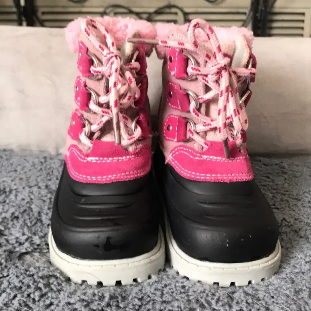 EUC Leather Pink and black Khombu Children’s boots size 5